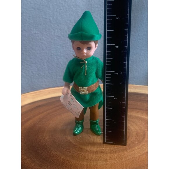 Madame Alexander Peter Pan Doll McDonald's Exclusive 5" Collectible 2002 - Picture 4 of 12
